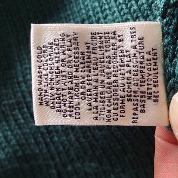 Charlie & Robin Size Small 100% Wool Green Floral Crochet Hook Loop Sweater - Picture 16 of 16